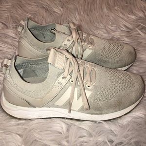 New Balance 247 RevLite Shoes